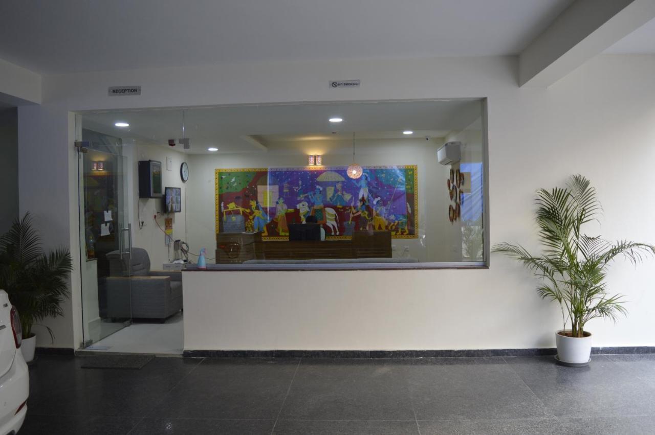 Hotel Virat Inn Hyderabad Exterior photo